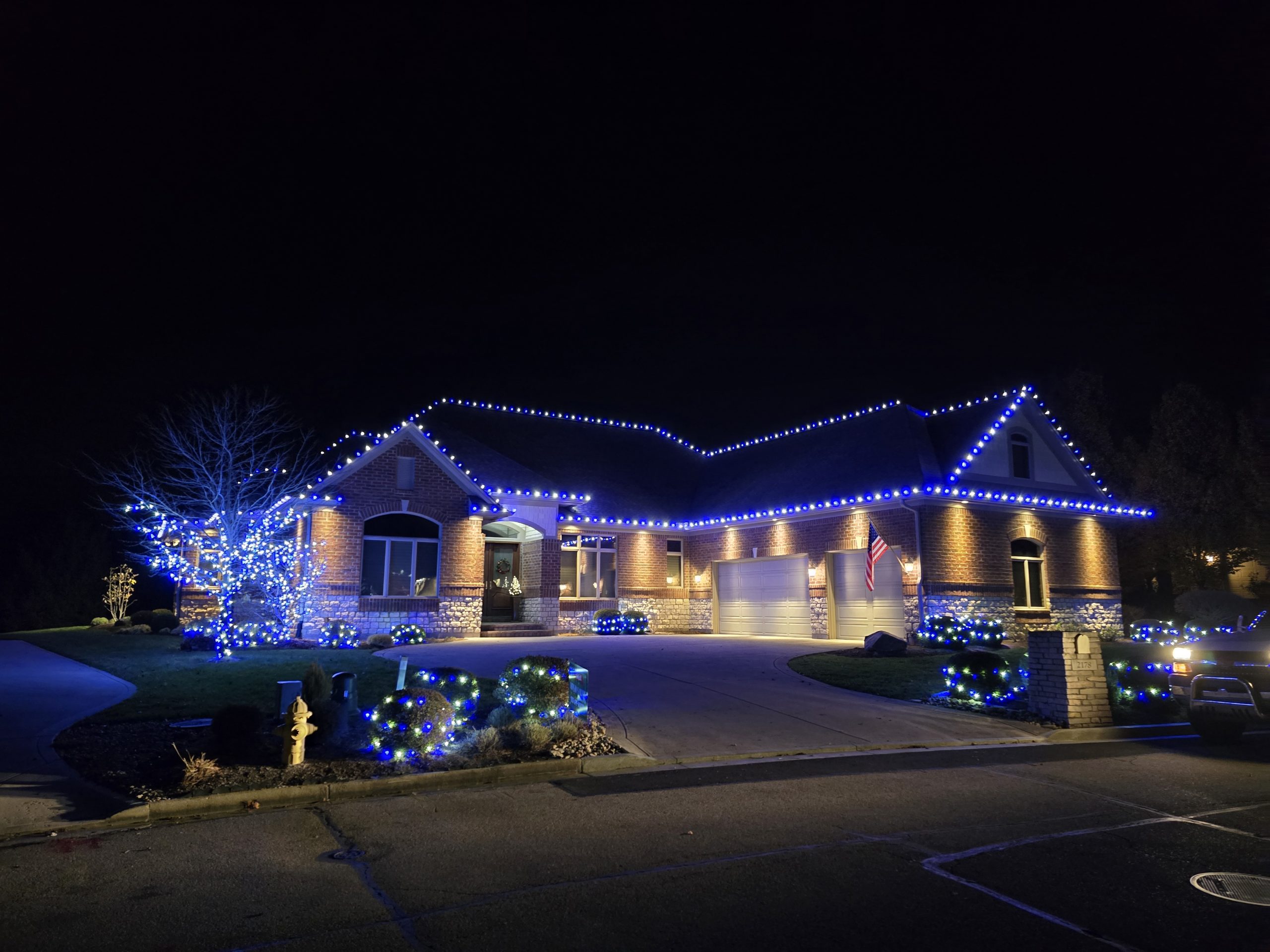 Actual Christmas lights installation - matching design rendering 1