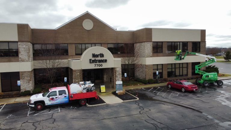 Commercial Pressure Washing Building Wash