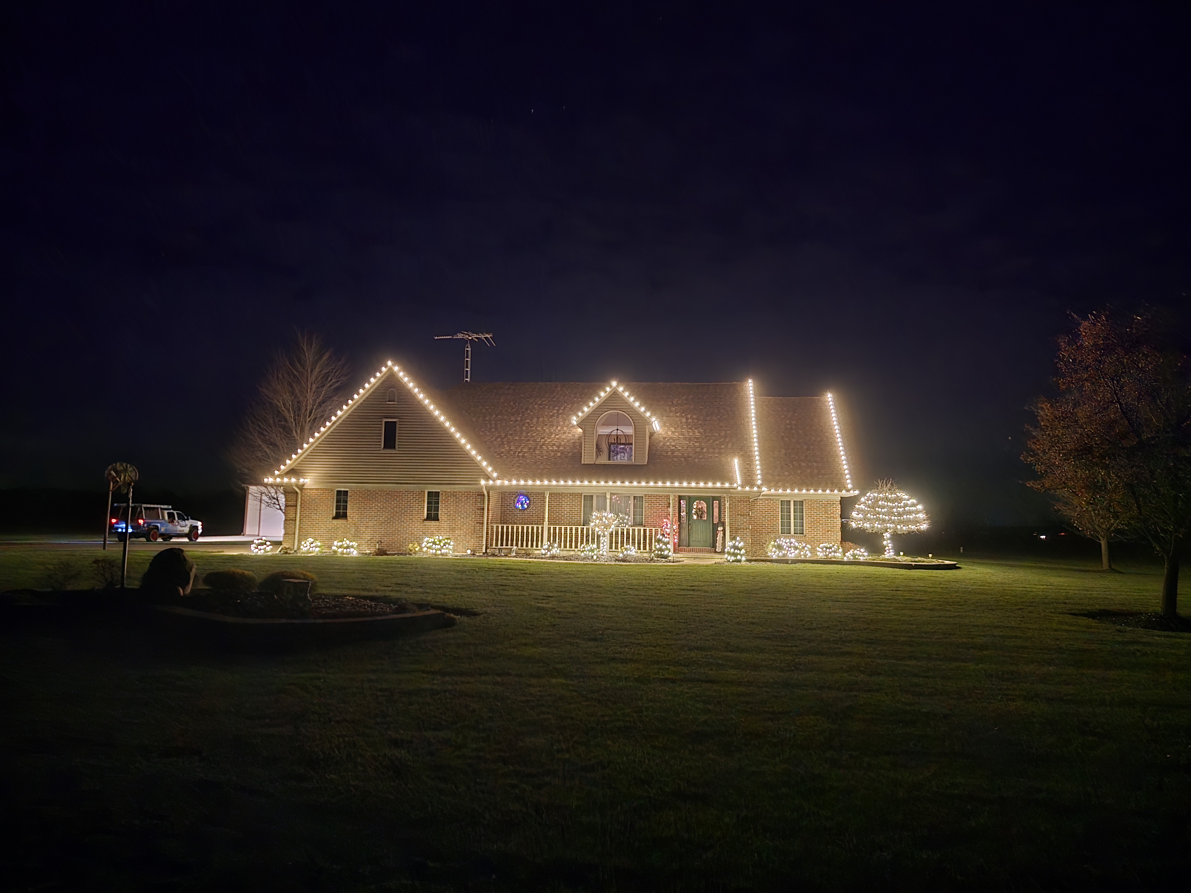 Christmas lights install - full-front home view